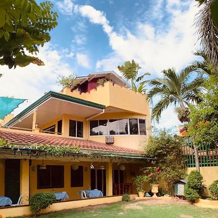 Abihon Hoferhaus Mactan Guesthouse Lapu-Lapu City Exteriér fotografie